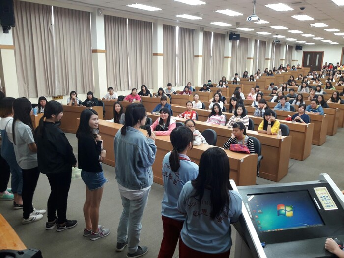 美保科學姊帶動新生